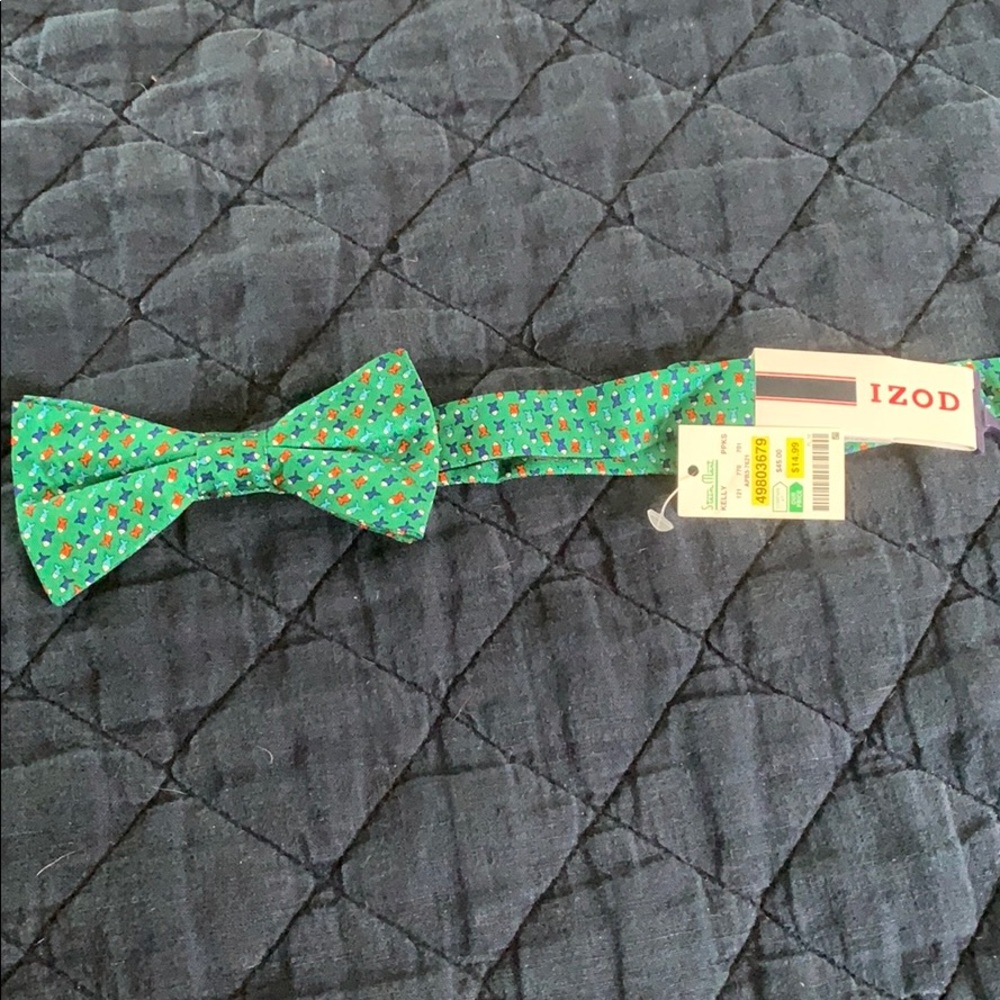 Izod Bow Tie